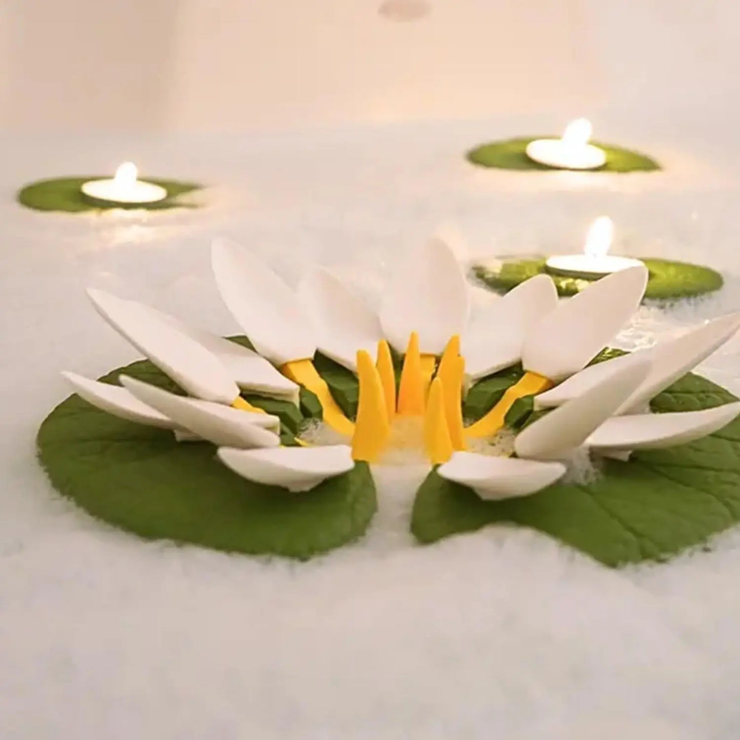 Bathroom Wine Glass Stand – Elegant Lotus Holder for Showers & Relaxation